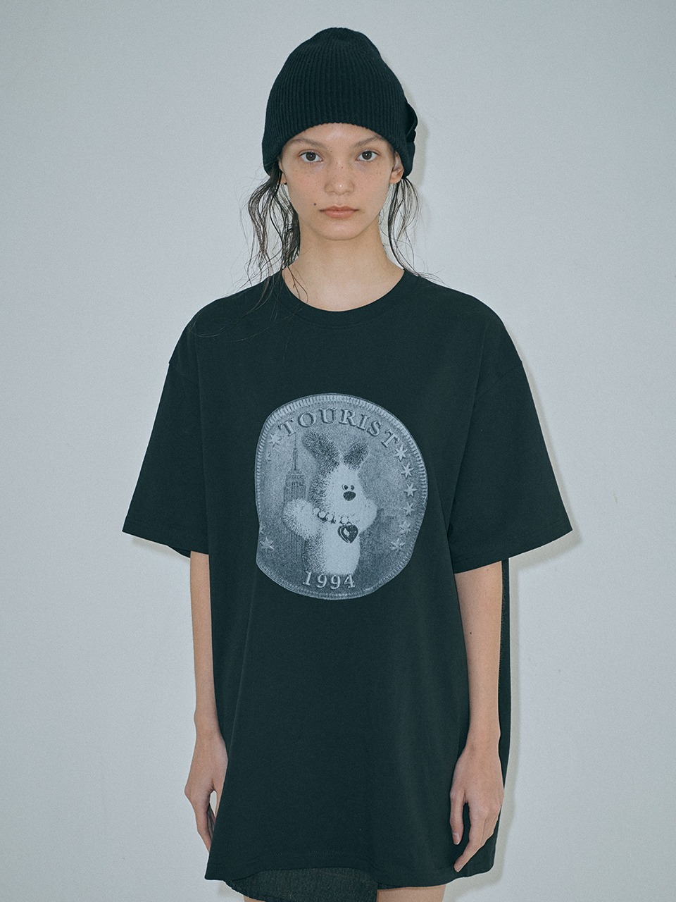 WOOD COIN GRAPHIC T-SHIRT_black